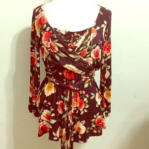 🐣💝2/$20 Flirty Pink Floral Top